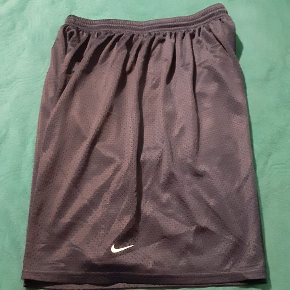 Nike men sport short